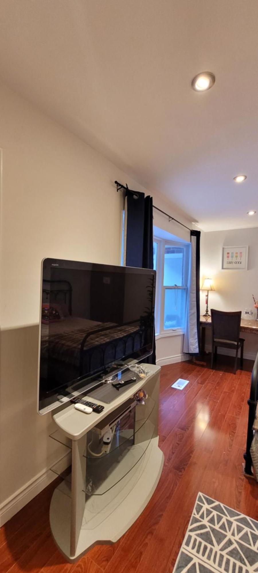 Mainfloor Spacious Room In Toronto Exterior foto